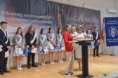 IMG-403581fc04a69756de82e4c5f939255e-V