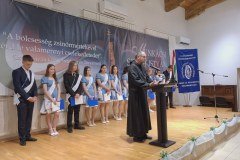 IMG-42f807fc3bf13380a5af6e4182fe1126-V
