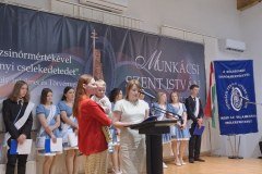 IMG-b6e2188c0ad4825acda8e67393bf44c0-V